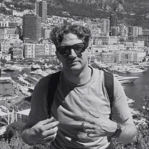 MARTIN NIGLAS